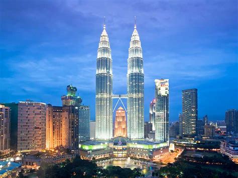  Tháp đôi KLCC: Biểu tượng hiện đại của Kuala Lumpur!